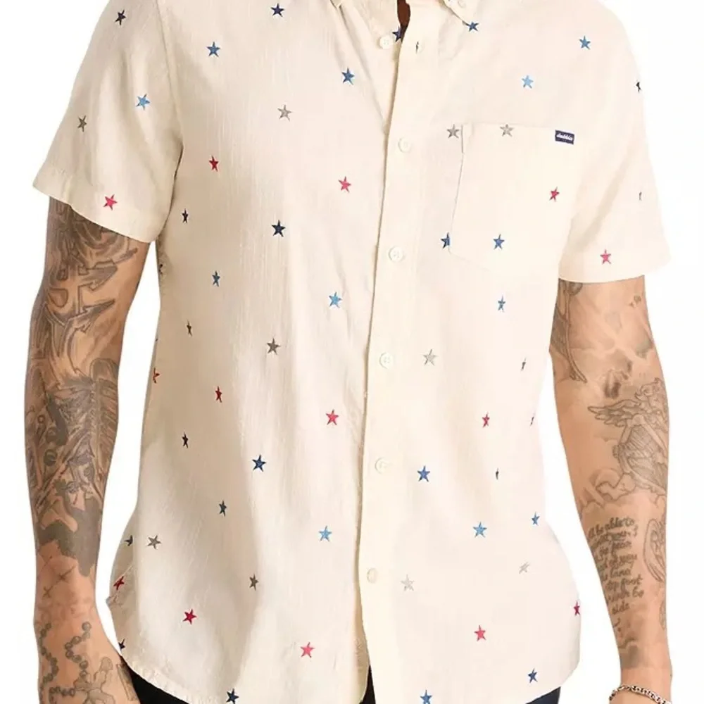 New Chubbies men’s Friday shirt button front stars no stripes short sleeve - Picture 4 of 6